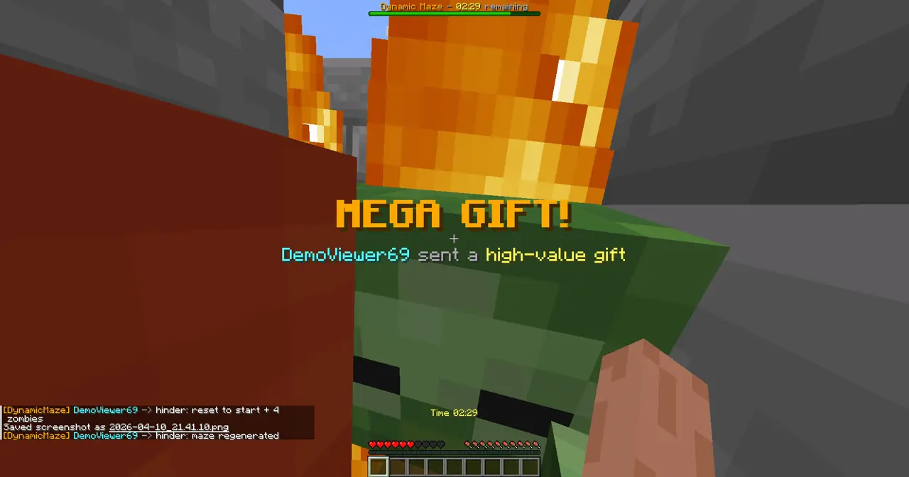 Dynamic Maze gameplay screenshot showing 999+ coins